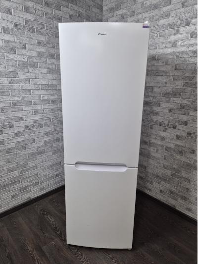 Холодильник Candy CCRN6180W